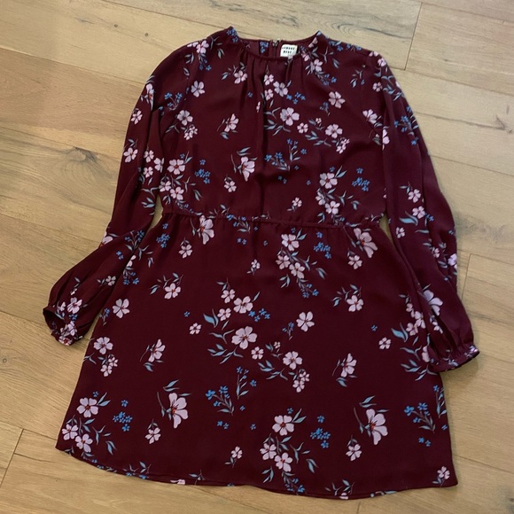 Aritzia Dresses & Skirts - Aritzia Purple Floral Sheath Dress by Sunday Best Sz 6 EUC